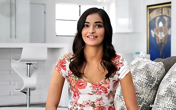 Japanese Beauty Can't Get Enough Cum After Her First Scene!