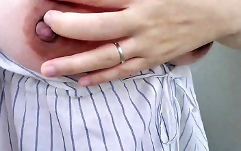 Married Woman's Outdoor Masturbation Culminating In Squirt Orgasm - Must-Watch Video!