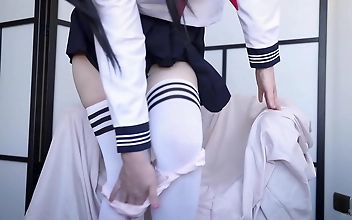 Squirting With The Hitachi Magic Wand: A Japanese Student's Guide Feat