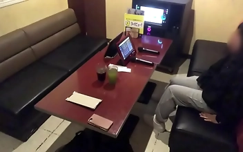 Sing Your Heart Out With 1-on-1 Pleasure! Sexy Girls With Overflowing Cuteness & Desires