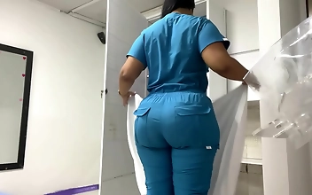 Doctor's Office Fever: Stunning Curvy Patient Examined And Pleasured